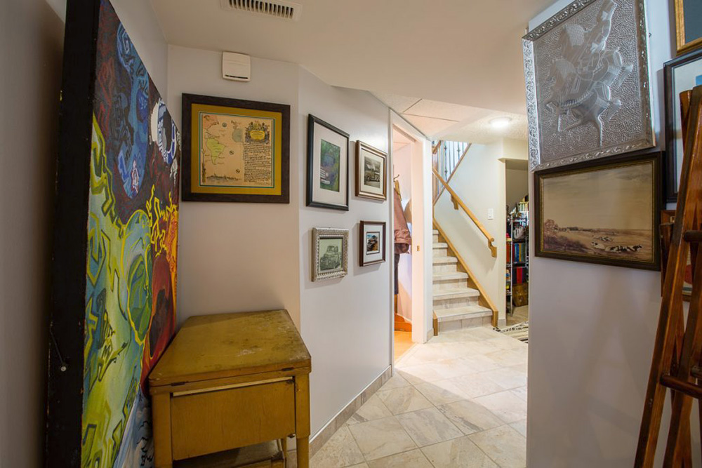 Basement Hallway - Cristal Renovations